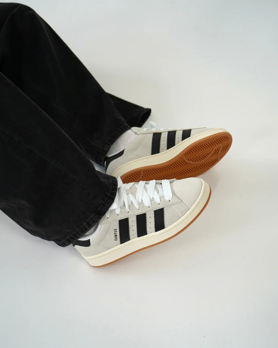 Adidas Campus 00s Crystal White Core Black (SALE)