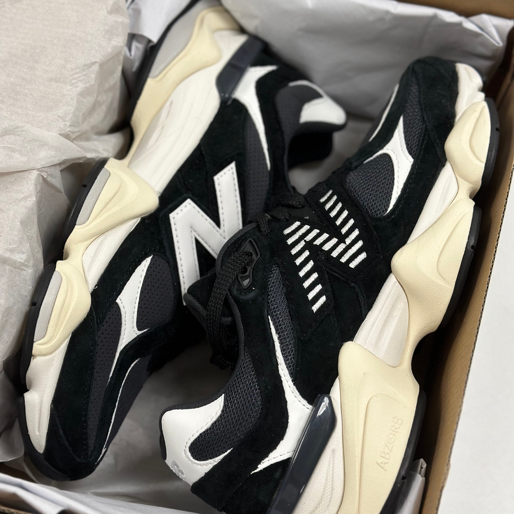 New Balance 9060 Black White (SALE)