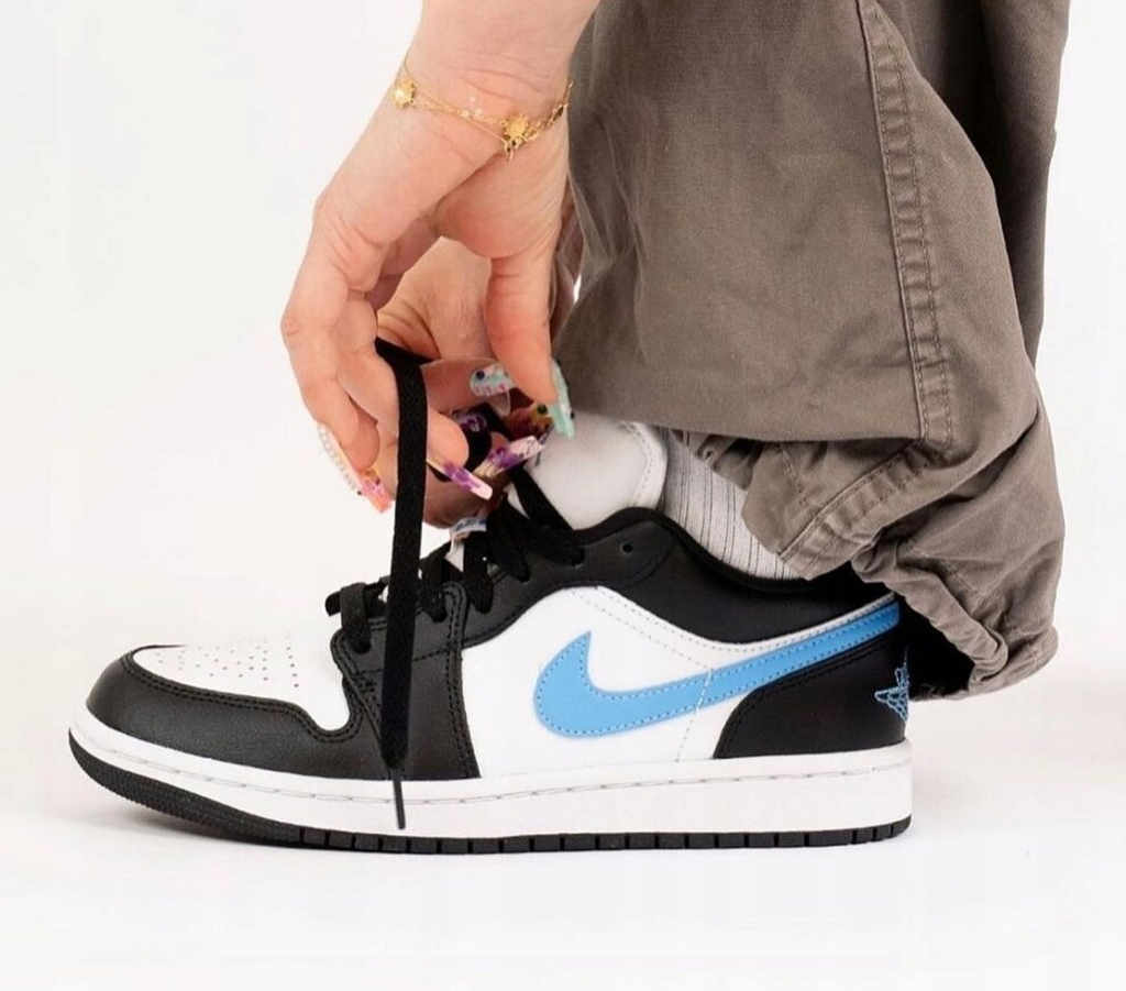 Air Jordan 1 Low Black University Blue