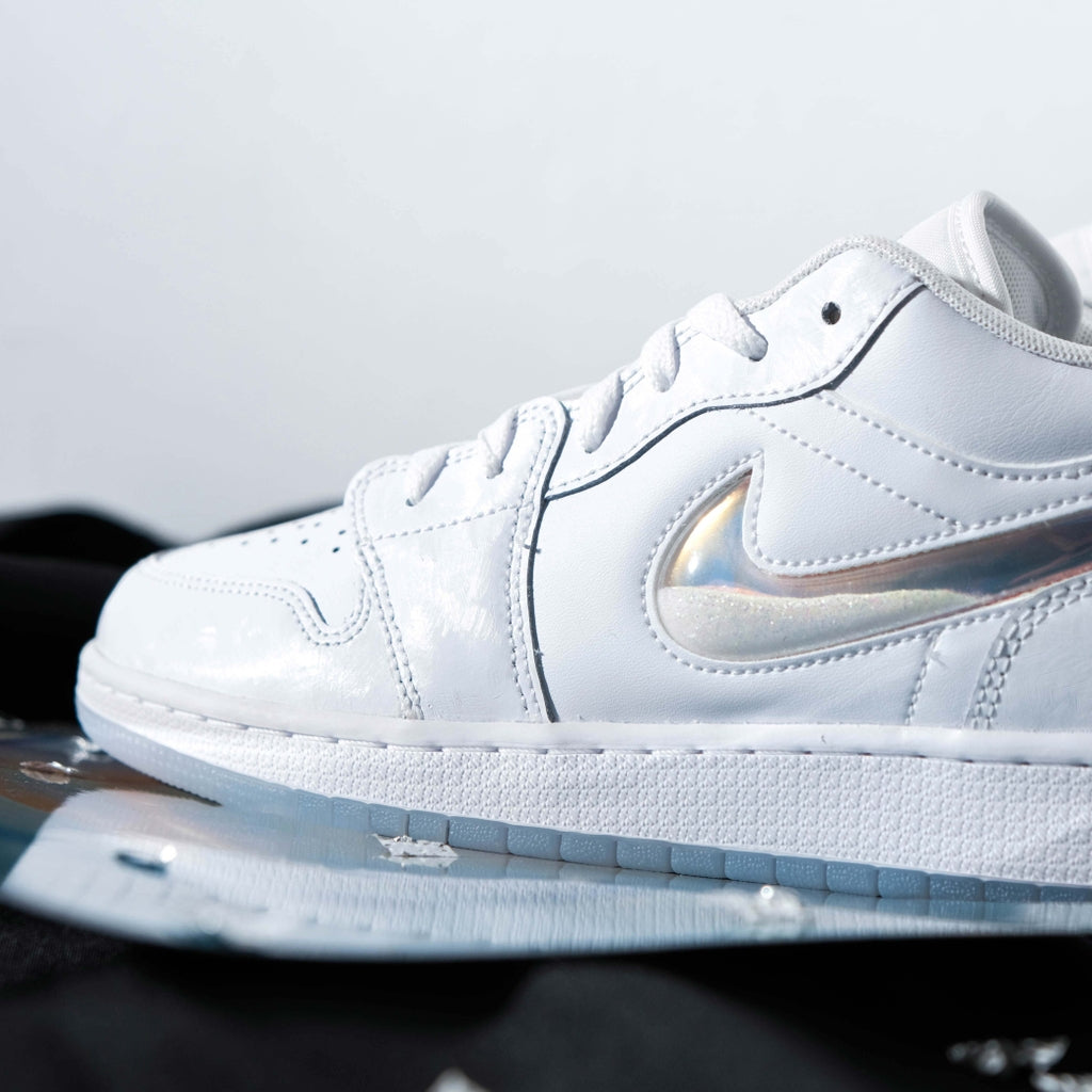 Air Jordan 1 Low Glitter Swoosh