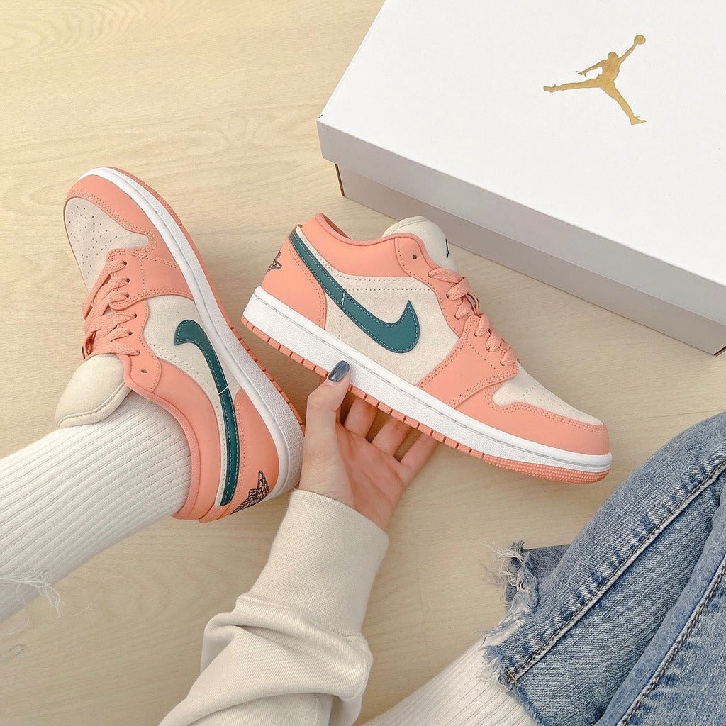 Air Jordan 1 Low Light Madder Root