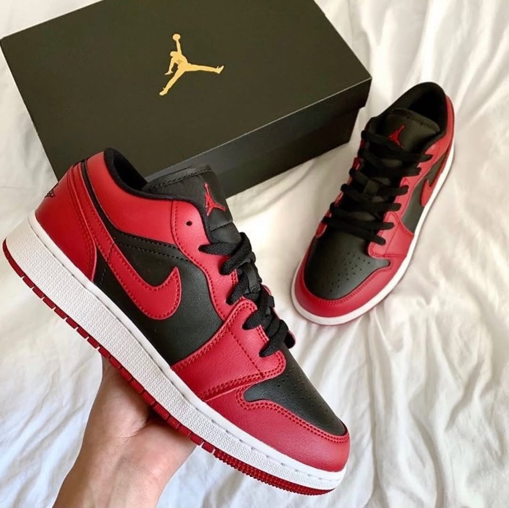 Air Jordan 1 Low Reverse Bred