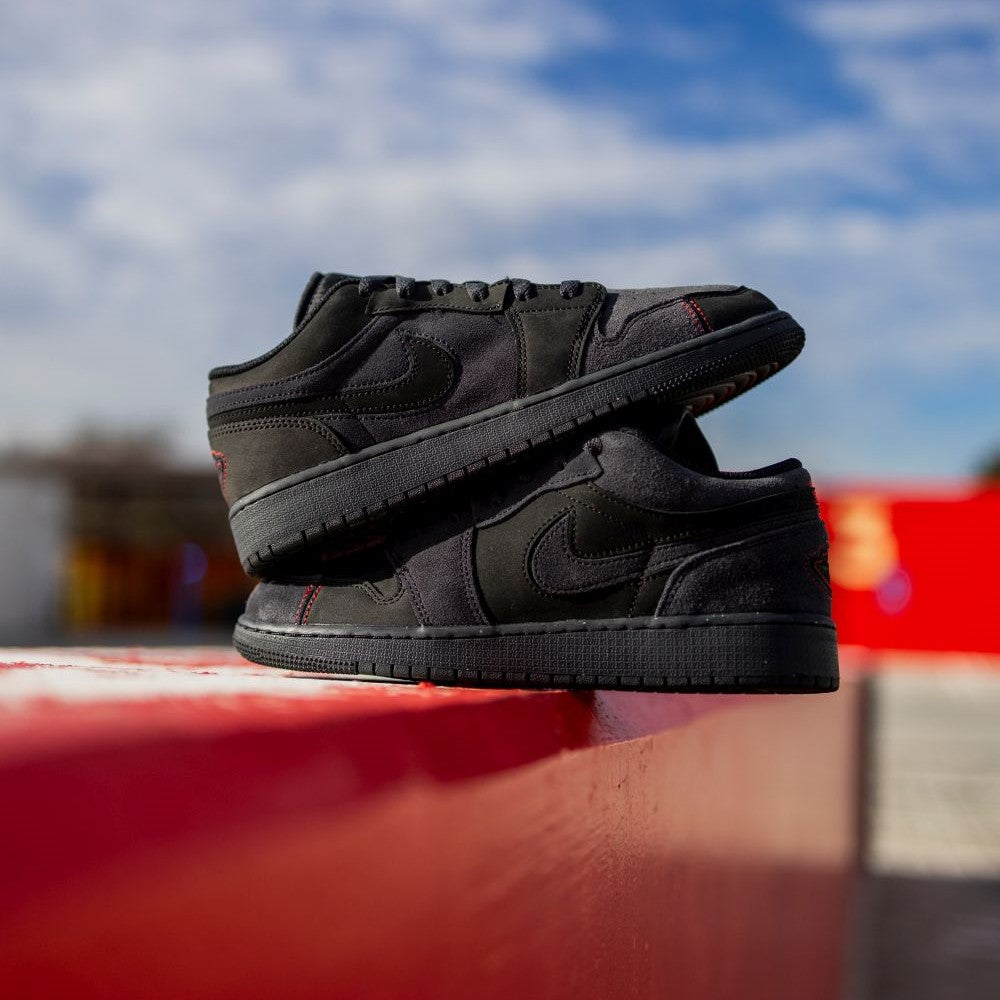 Air Jordan 1 Low SE Craft Grey Red