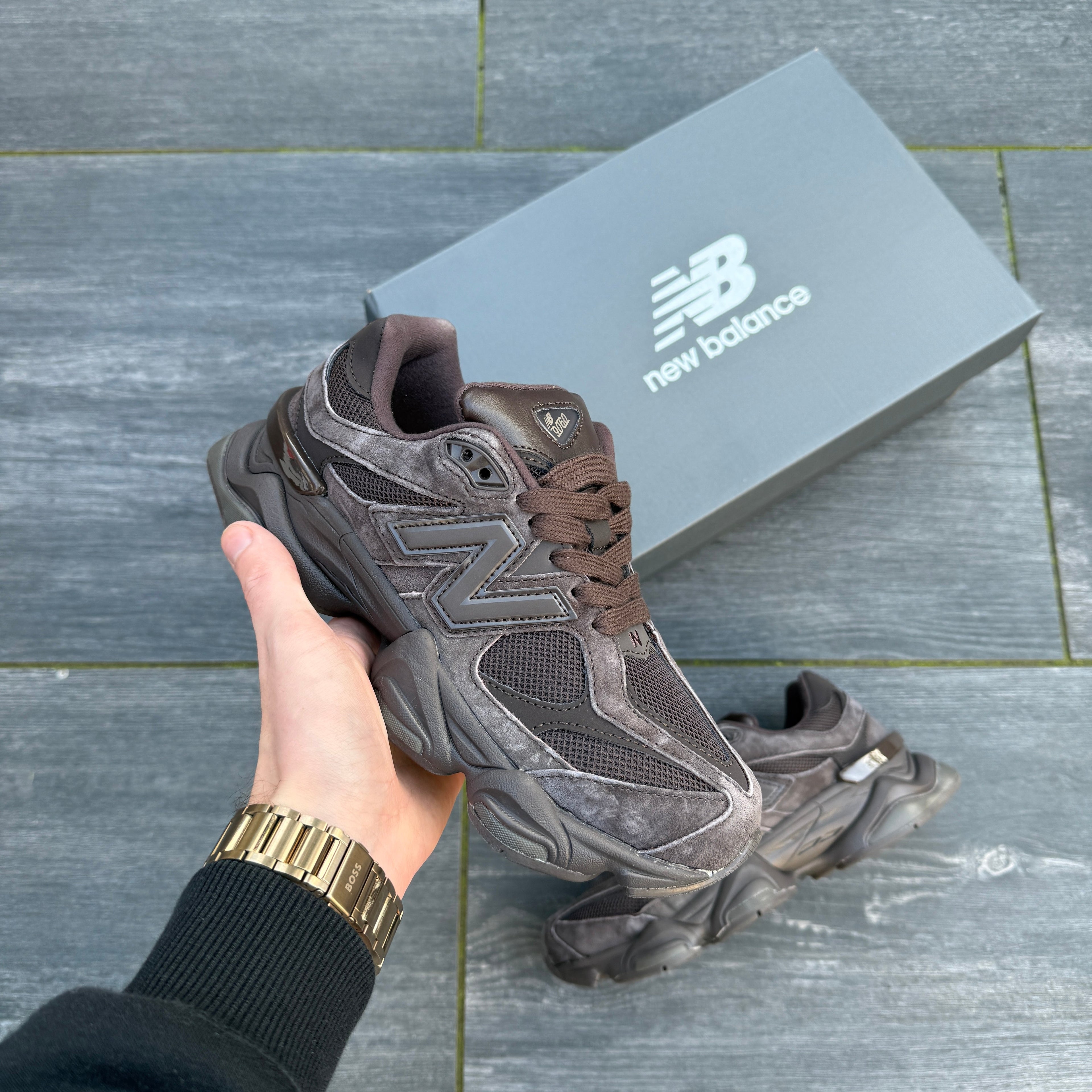 New Balance 9060 Chocolate 
