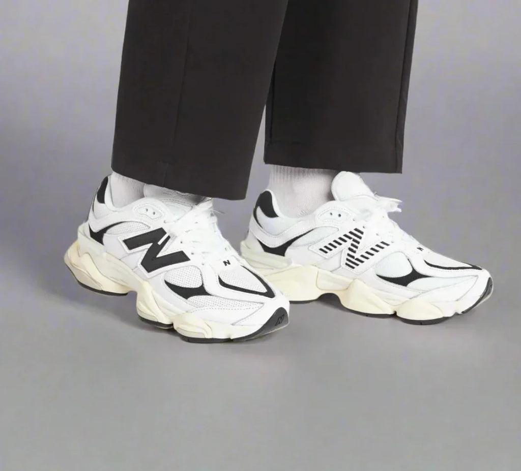 New Balance 9060 Blanc Noir 