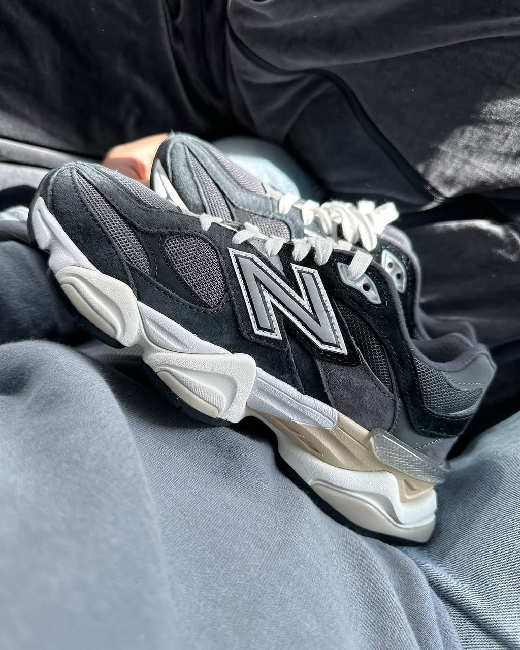 New Balance 9060 Charcoal 