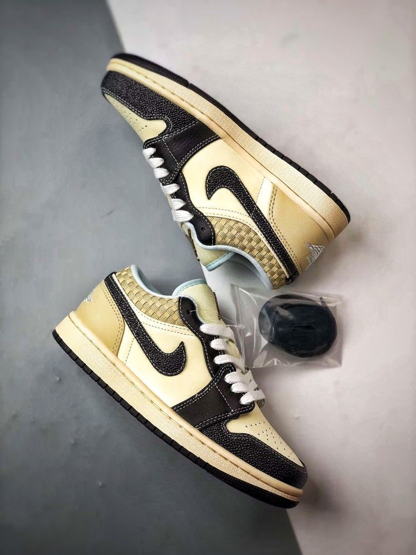 Jordan 1 Low SE Coconut Milk Black Muslin
