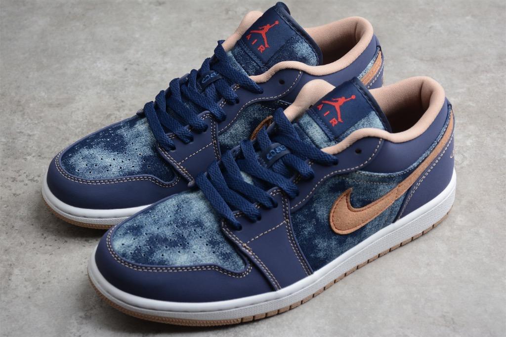 Jordan 1 Low SE Denim