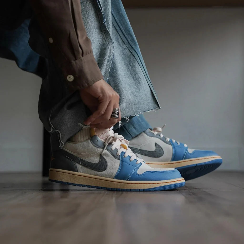 Jordan 1 Low Vintage UNC Gris
