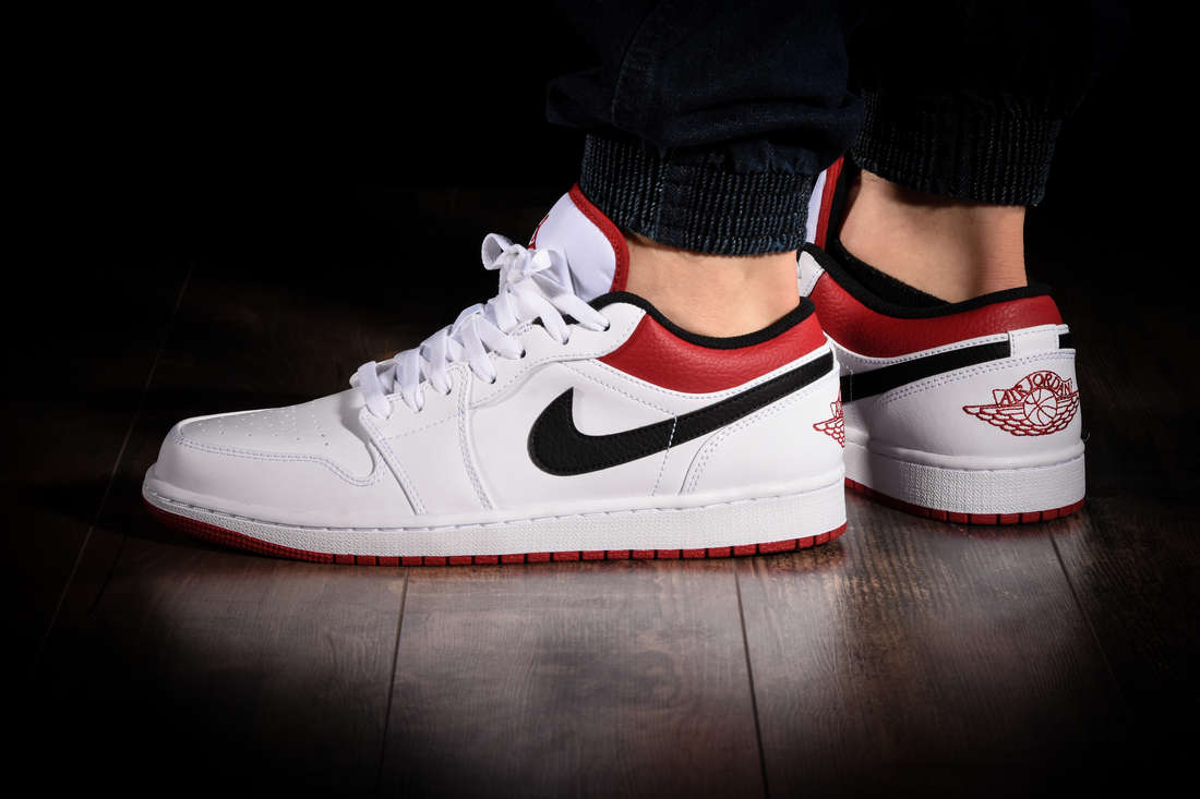 Jordan 1 Low Blanc Rouge Université Noir