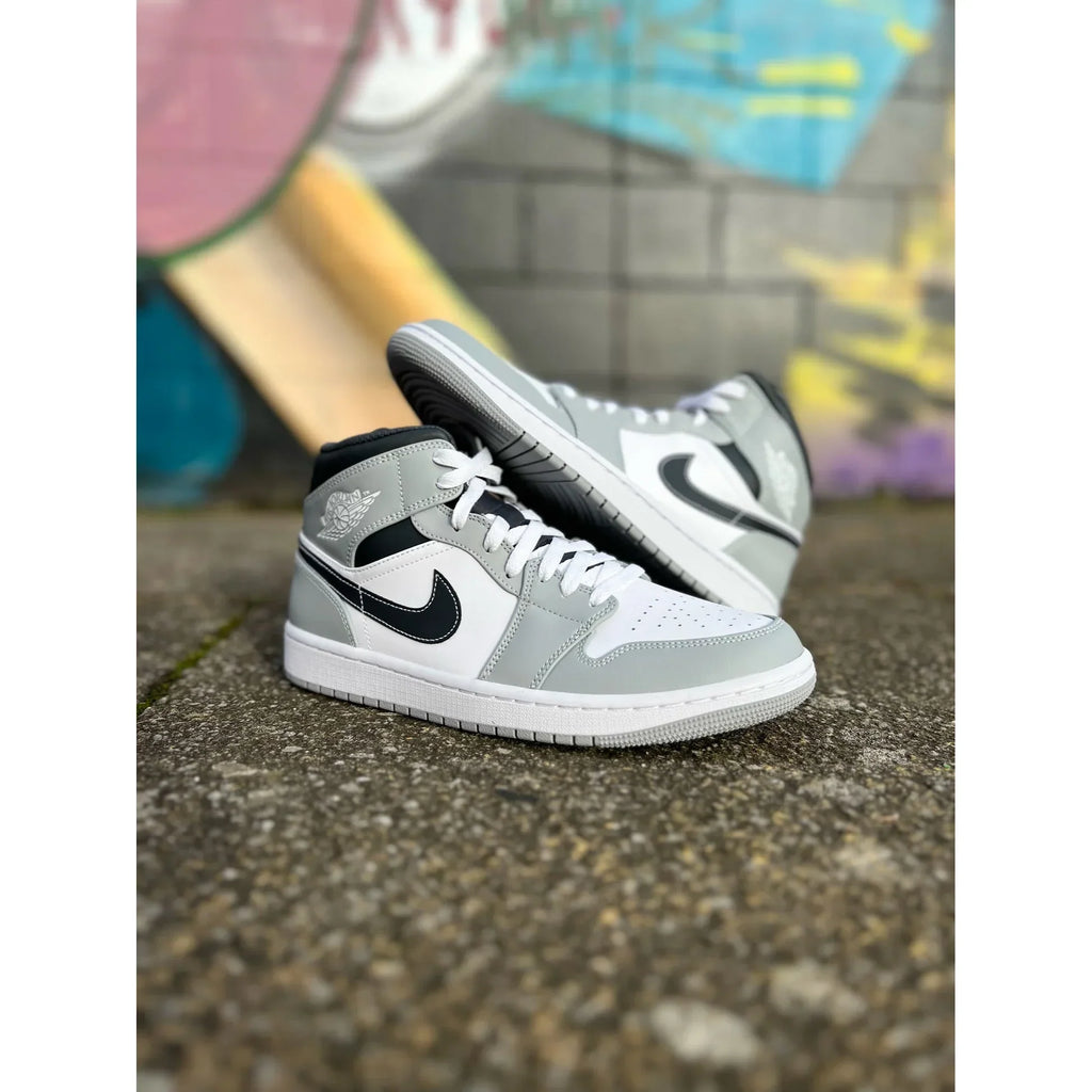 Jordan 1 Mid Gris Fumée Clair (GS)