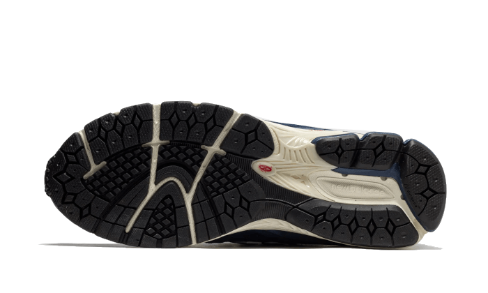 New Balance 2002R Gore-Tex Navy Arctic Gray