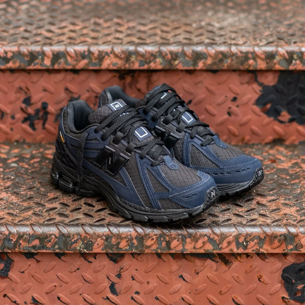 New Balance 1906R Cordura Outerspace