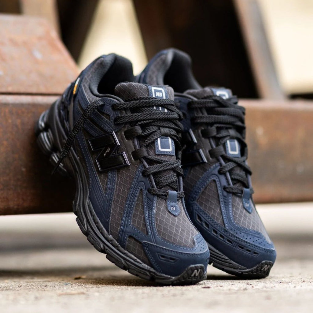 New Balance 1906R Cordura Outerspace