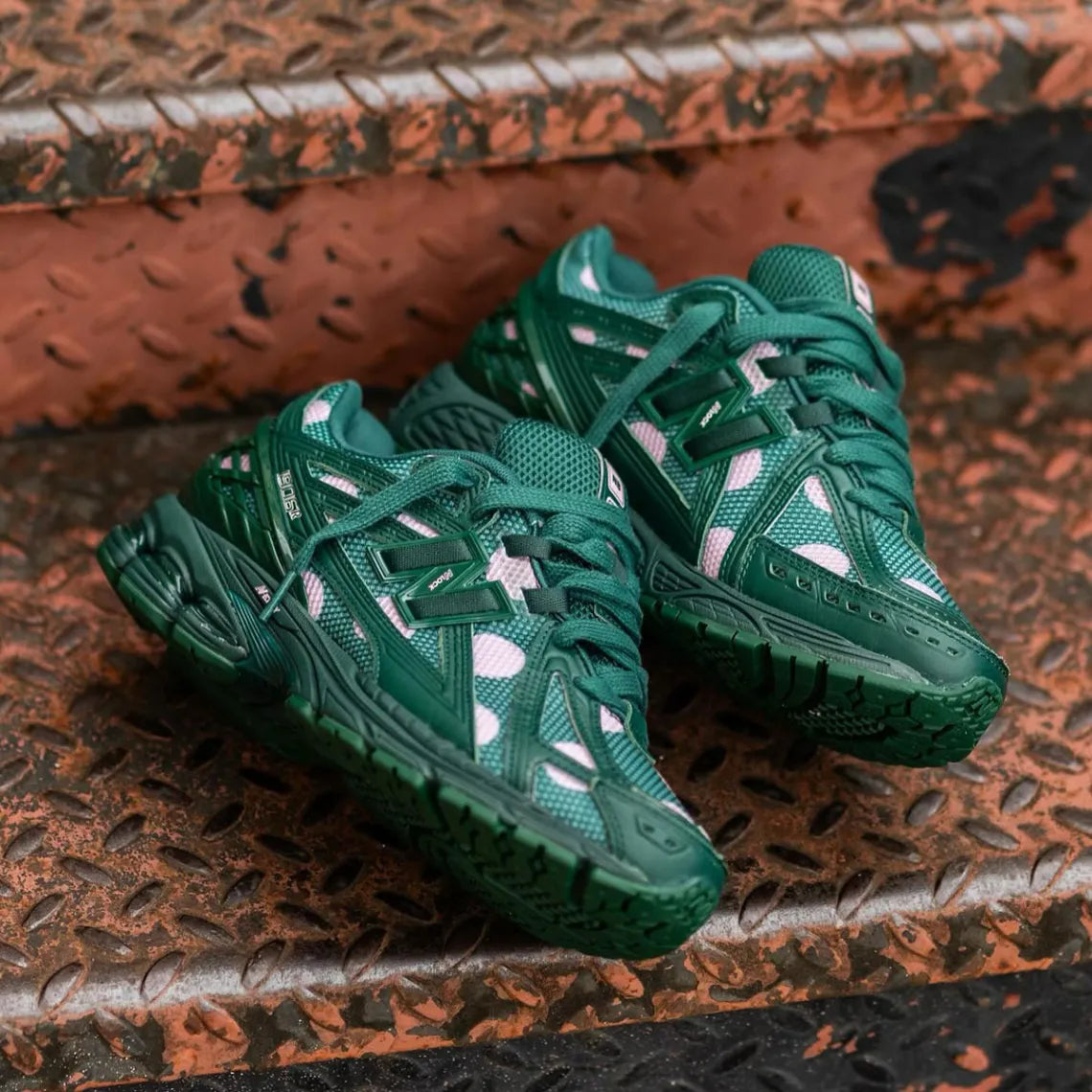 New Balance 1906R Polka Dot Green