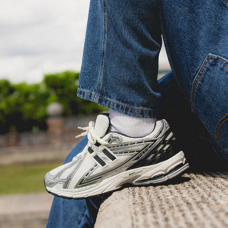 New Balance 1906R Silver Black