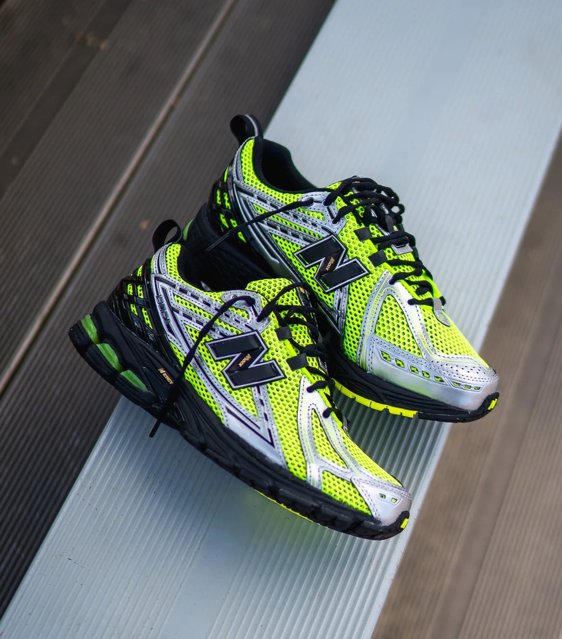 New Balance 1906R Volt Black