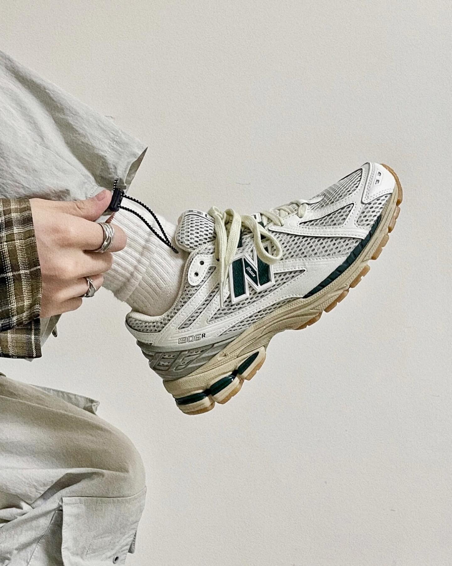 New Balance 1906R White Green Cream