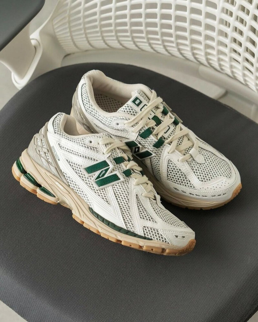 New Balance 1906R White Green Cream