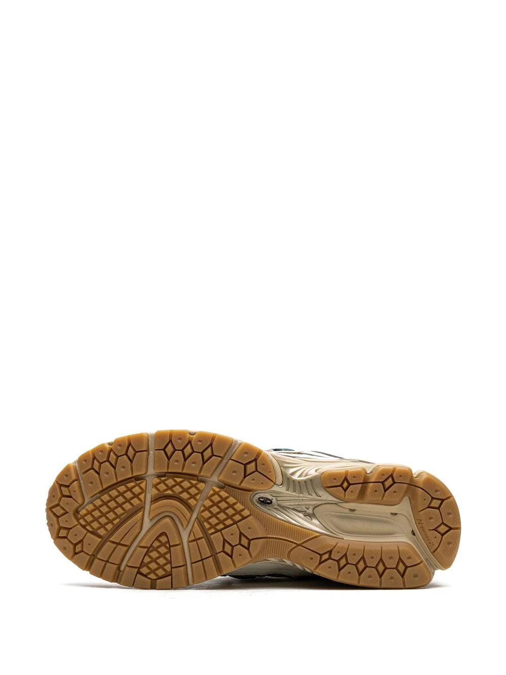 New Balance 1906R White Green Cream