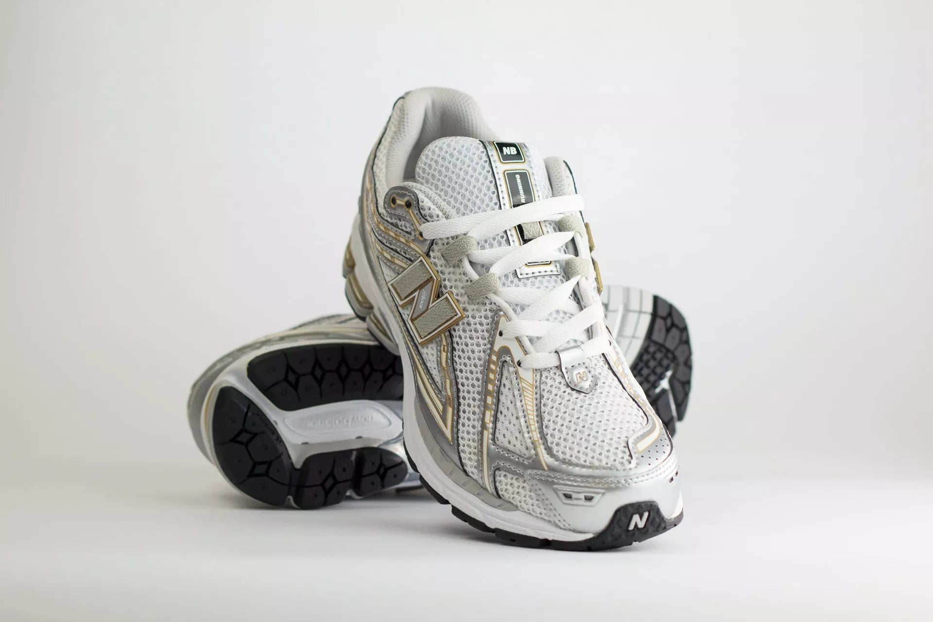 New Balance 1906R White Rain Cloud Silver Metallic