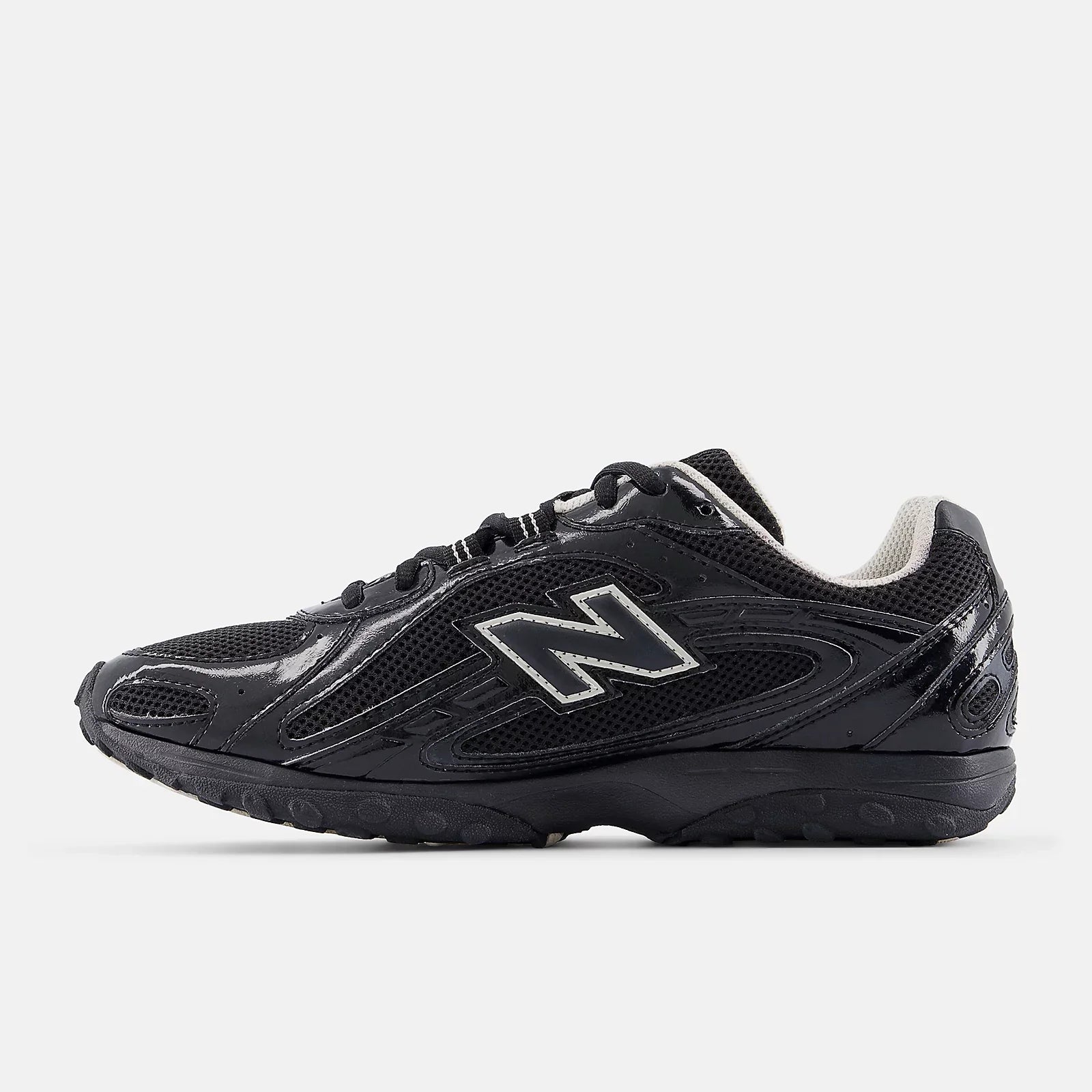 New Balance 204L Black Timberwolf