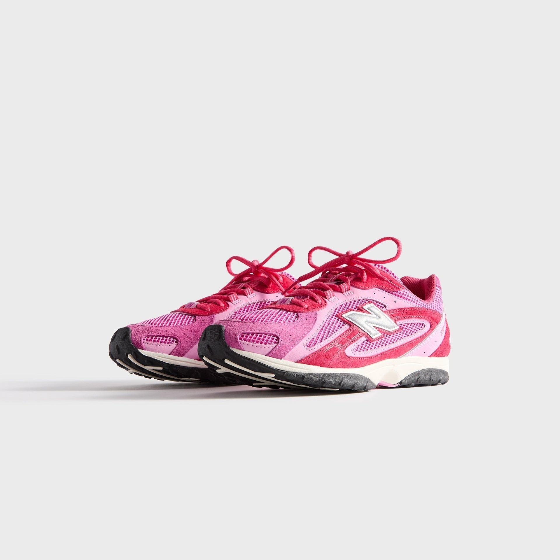 New Balance 204L Kith Pink
