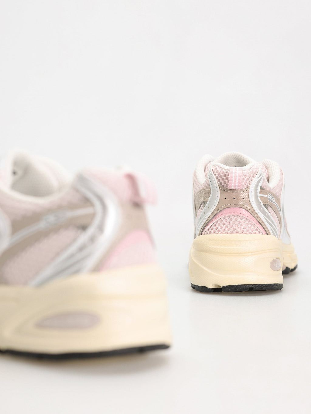 New Balance 530 Pink Granite