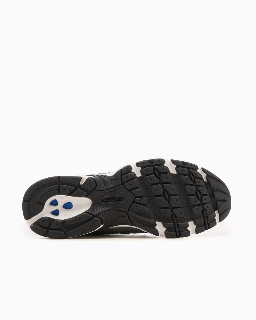 New Balance 740v2 Silver Metallic New Spruce