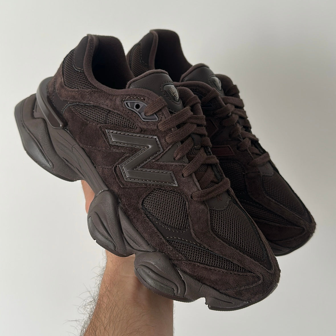 New Balance 9060 Chocolate (SALE)
