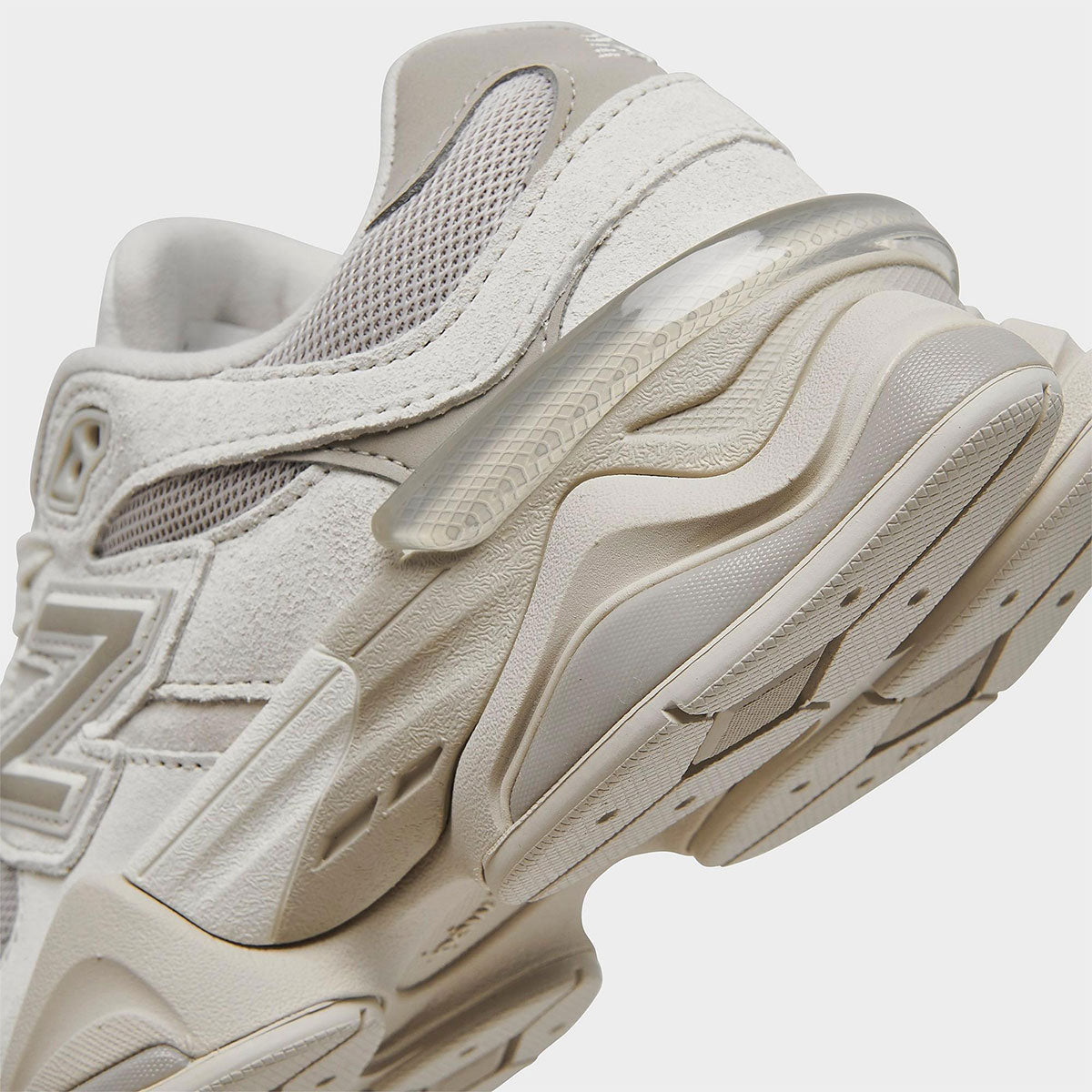 New Balance 9060 Gray Moonbeam (SALE)