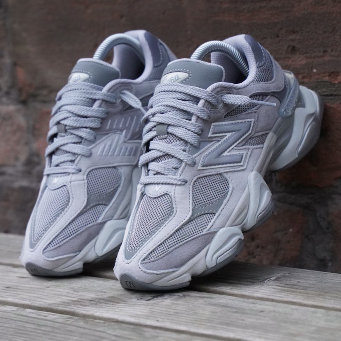 New Balance 9060 Gris Ombre 
