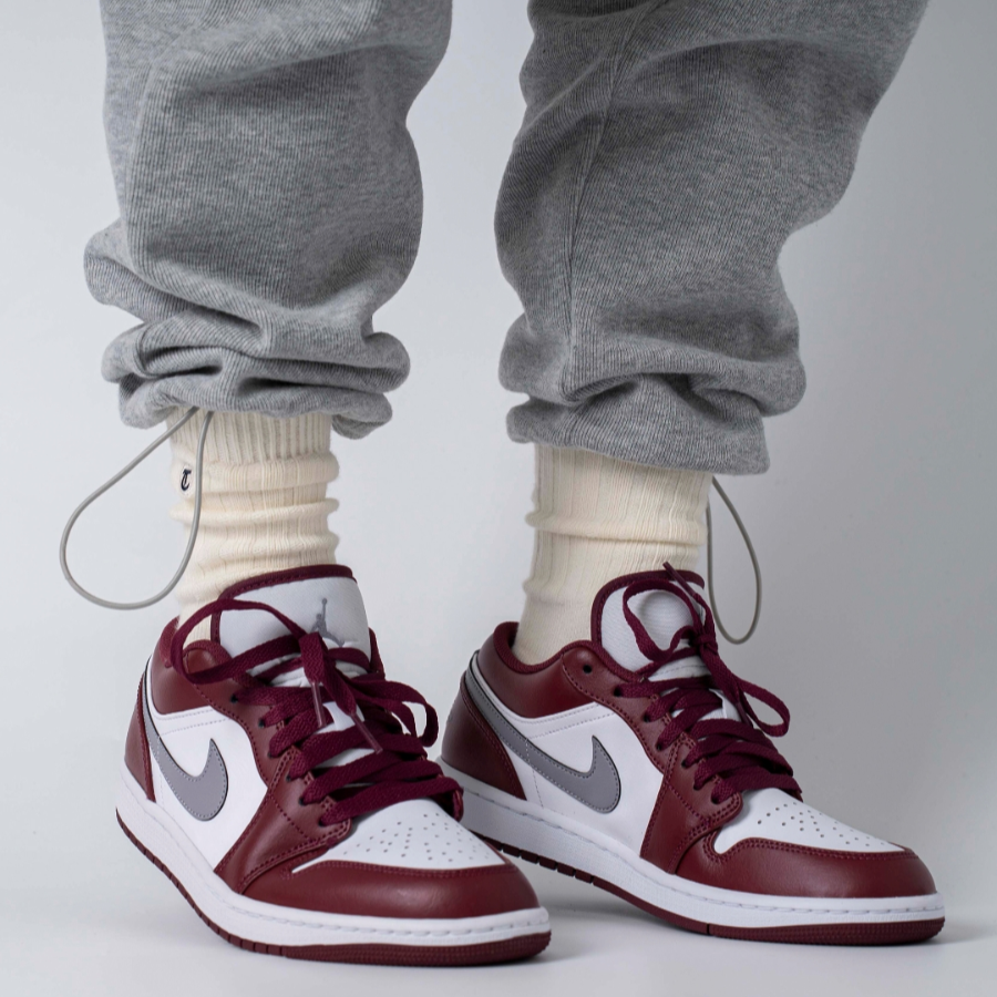 Nike Air Jordan 1 Low Bordeaux