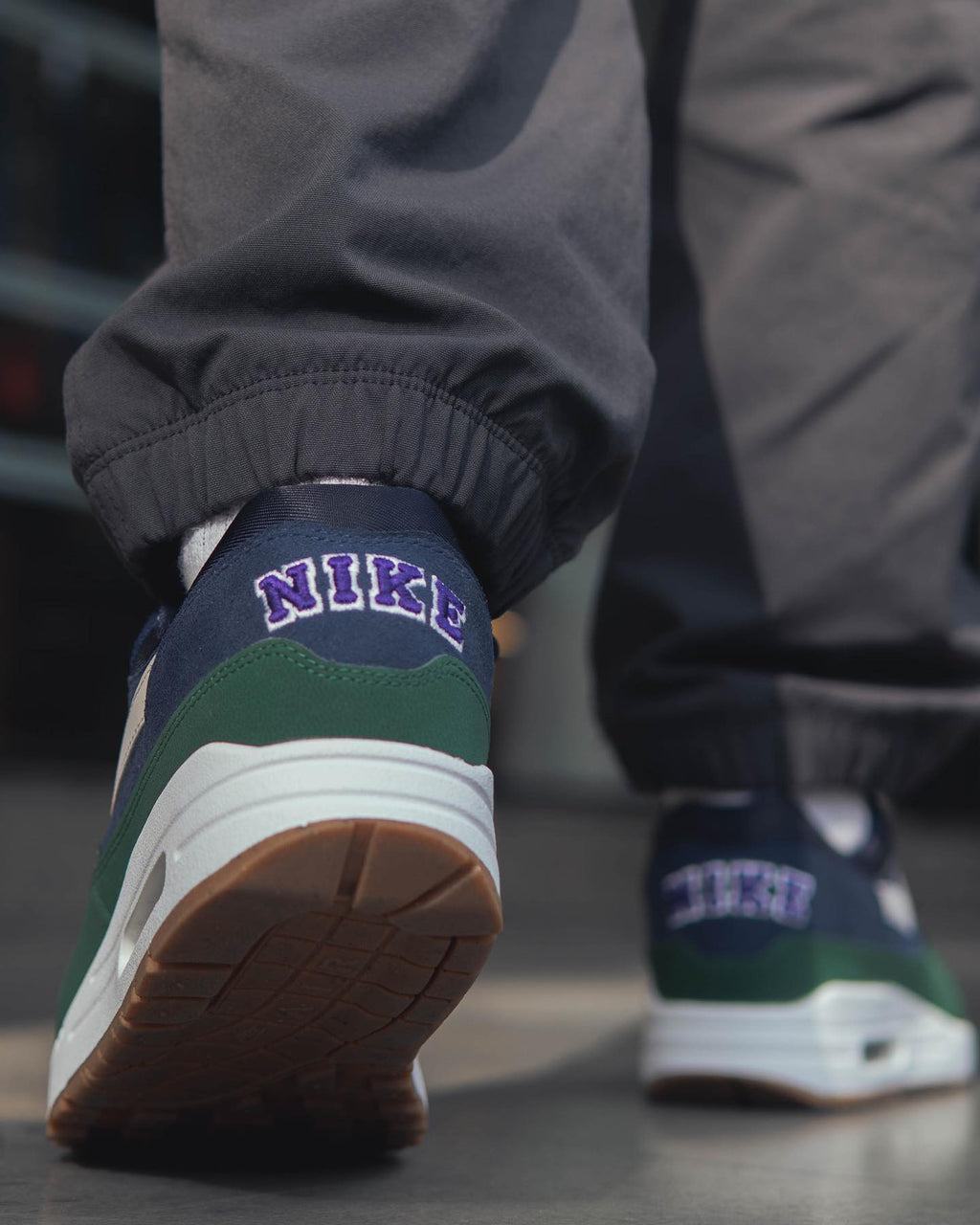 Nike Air Max 1 '87 QS Obsidian