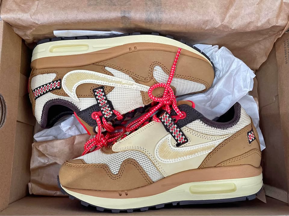 Nike Air Max 1 Travis Scott Cactus Jack Wheat Lemon Drop