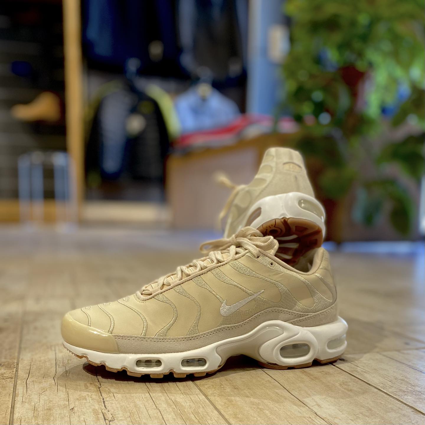 Nike Air Max Plus PRM Tan Gum