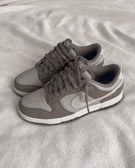 Nike Dunk Low Bone Beige