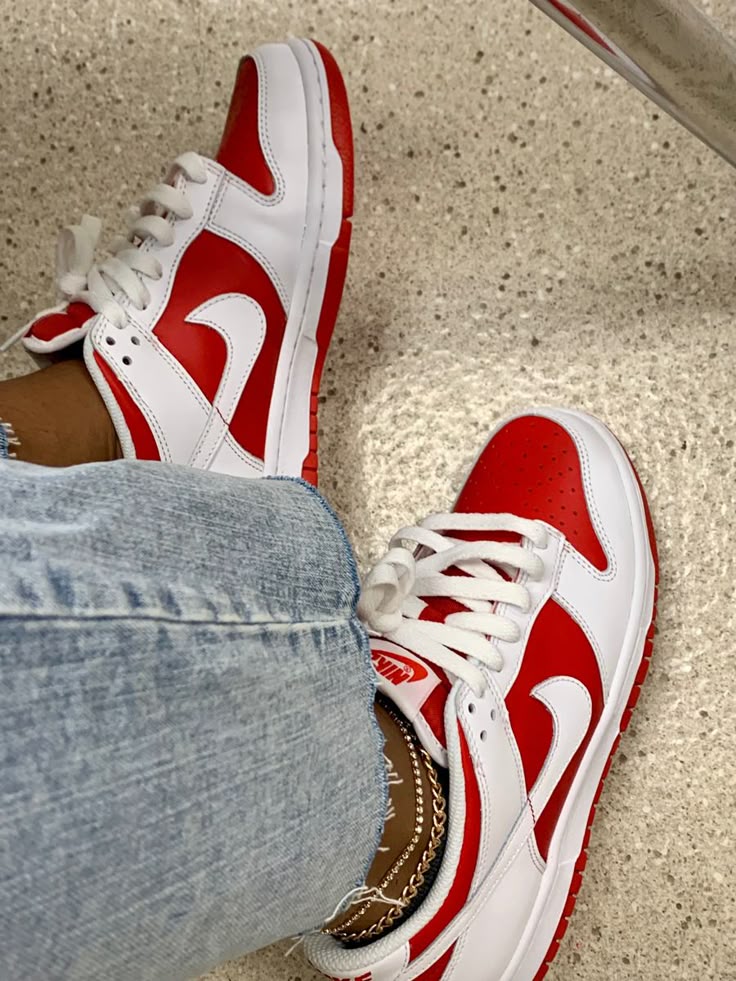 Nike Dunk Low Championship Red 2021