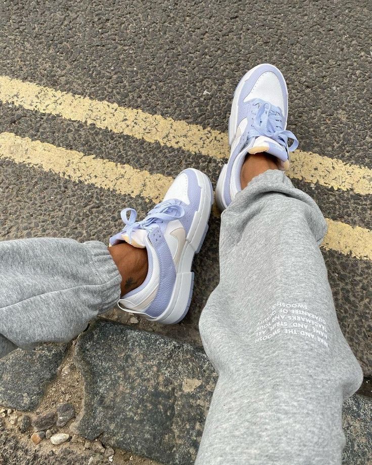 Nike Dunk Low Disrupt Summit White Ghost