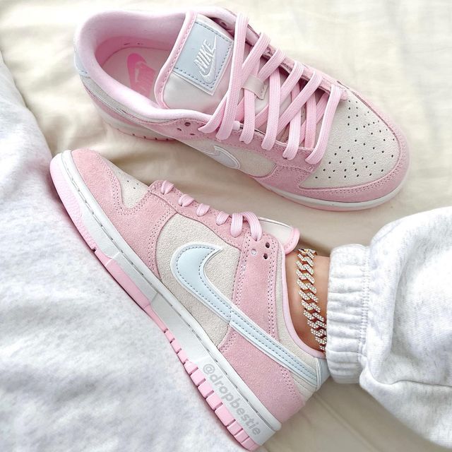 Nike Dunk Low LX Pink Foam