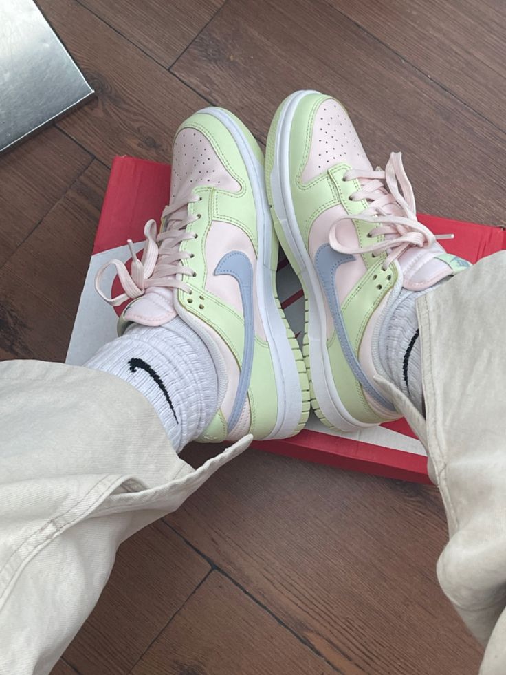 Nike Dunk Low Lime Ice