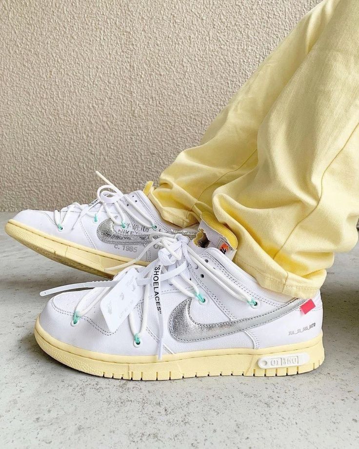 Nike Dunk Low Off-White Lot 1