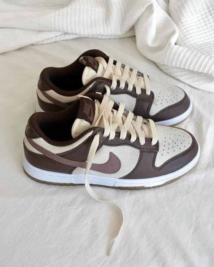 Nike Dunk Low Plum Eclipse (SALE)