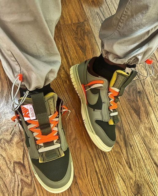 Nike Dunk Low Remastered Medium Olive