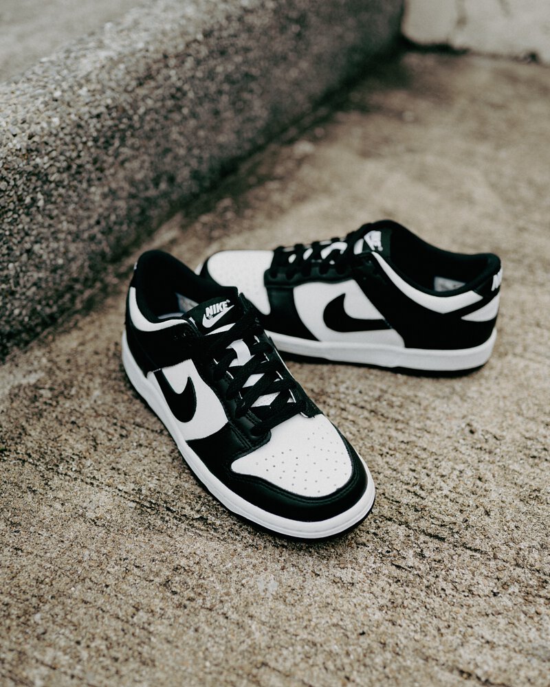 Nike Dunk Low Retro White Black Panda