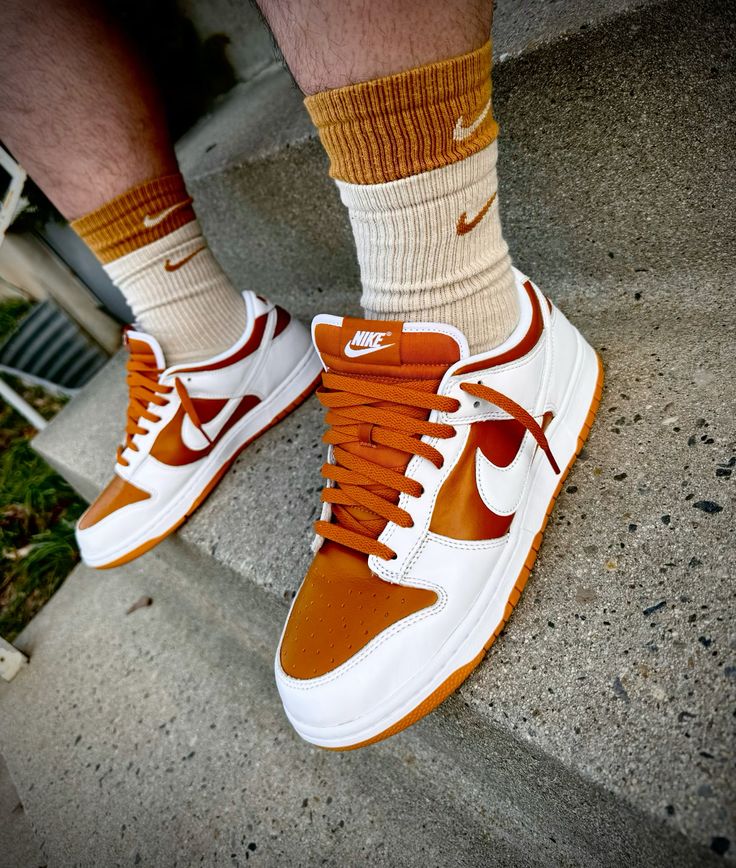 Nike Dunk Low Reverse Curry