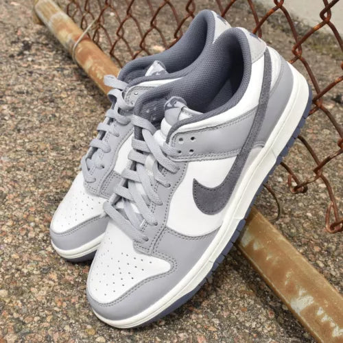 Nike Dunk Low SE Light Carbon