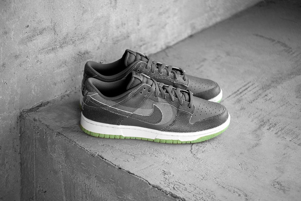 Nike Dunk Low Swoosh Shadow Iron Grey
