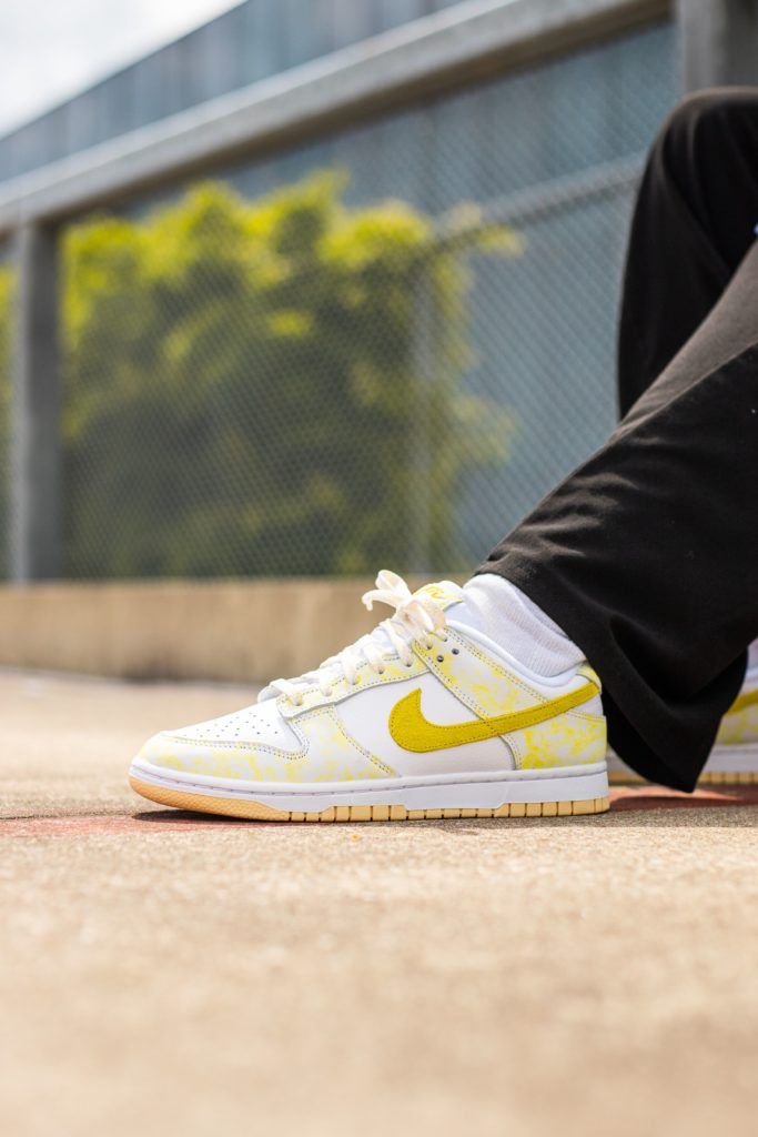Nike Dunk Low Yellow Strike