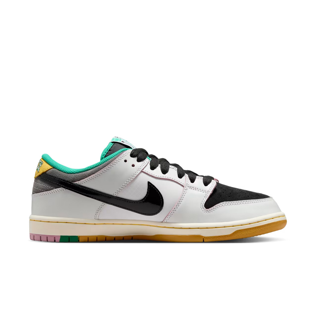 Nike SB Dunk Low CSEF
